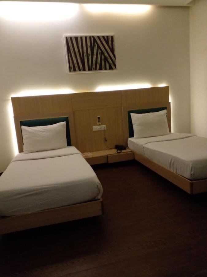 Kingston Resort Κανπούρ Εξωτερικό φωτογραφία