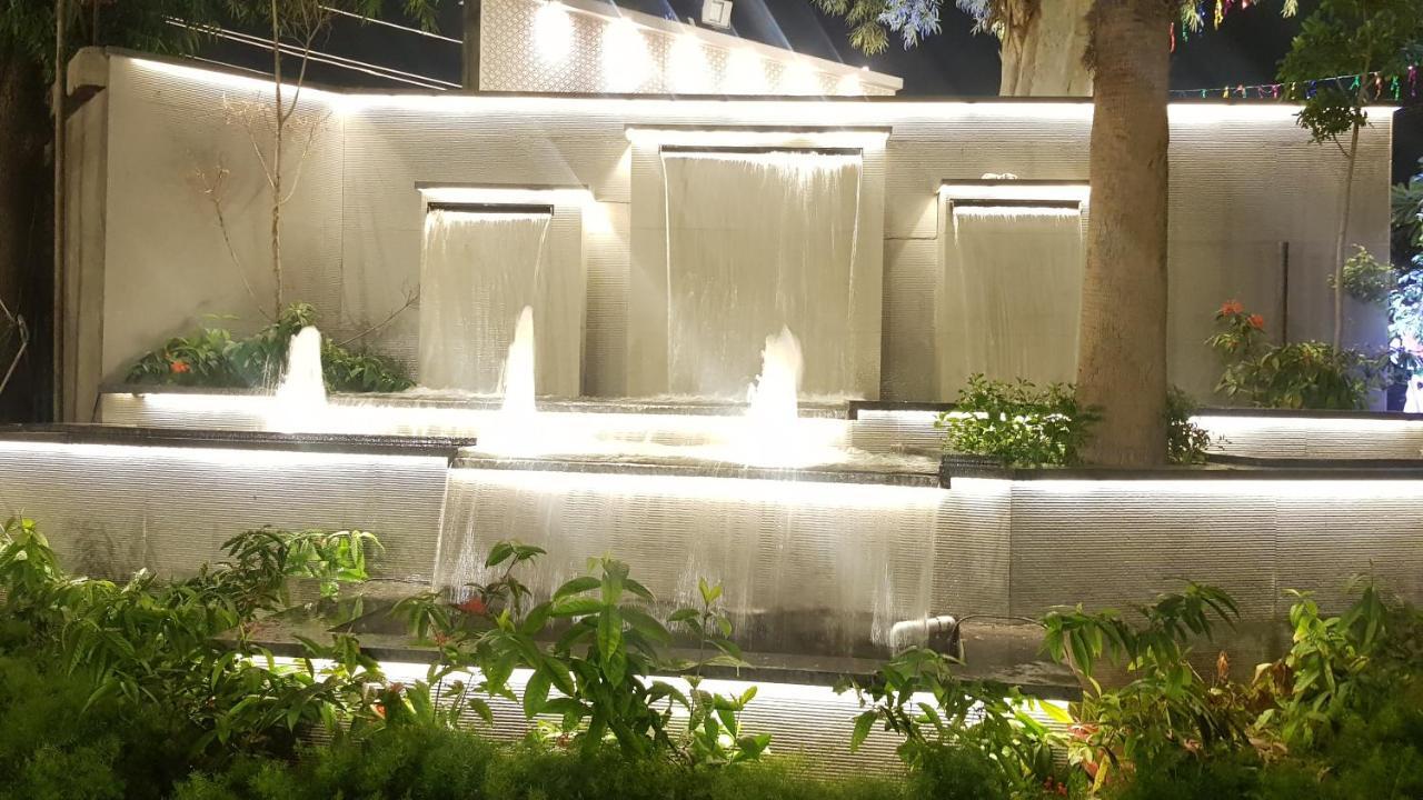 Kingston Resort Κανπούρ Εξωτερικό φωτογραφία