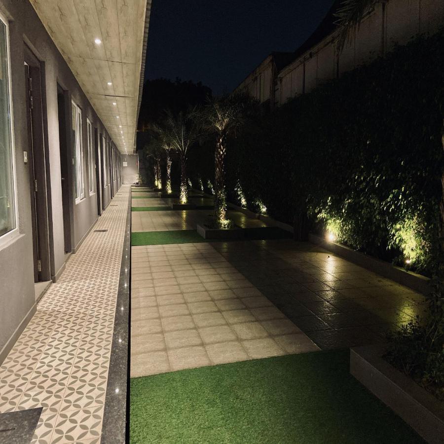 Kingston Resort Κανπούρ Εξωτερικό φωτογραφία